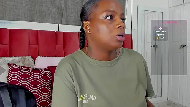 NatyParker online show from 11-07-25, 01:37