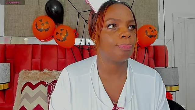 NatyParker online show from 10-30-25, 01:53