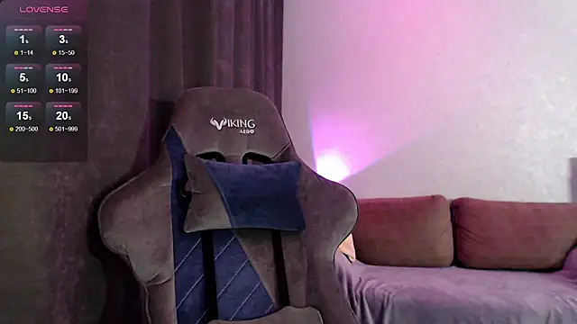 Ohmy Nora  online show from 09-10-25, 01:15