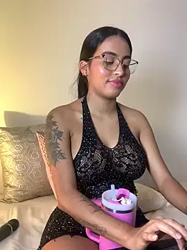 Snapshot of genesissara chatting on 03-20-25, 05:25 genesissara online show from 03-20-25, 05:25