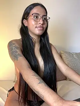 Snapshot of genesissara chatting on 03-18-25, 02:29 genesissara online show from 03-18-25, 02:29