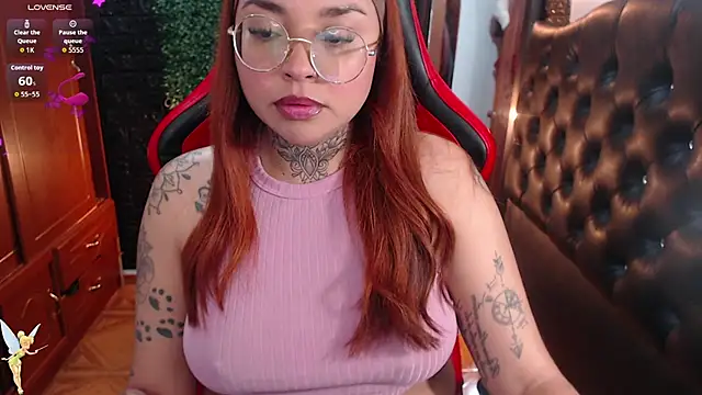 natyk m online show from 10-10-25, 03:02