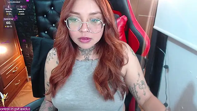 natyk m online show from 10-22-25, 11:14