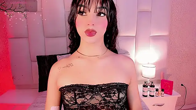 Angeles Busst online show from 02-24-26, 08:31