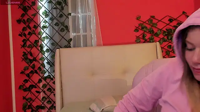 alaia greyy online show from 05-25-26, 07:56