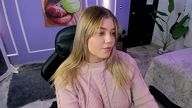 alaia greyy online show from 11-08-25, 01:36