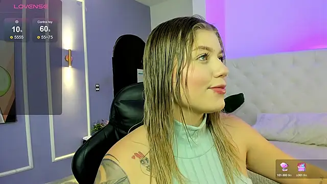 alaia greyy online show from 11-28-25, 01:00