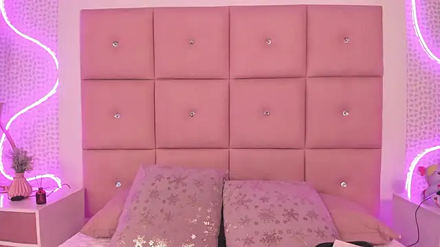 CAYLINCOLLINS online show from 02-07-26, 03:47