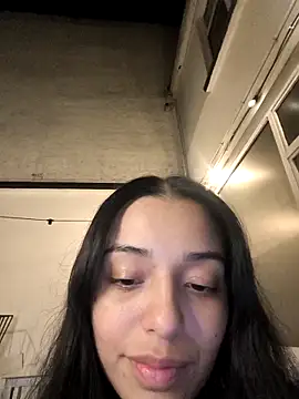 Snapshot of CAYLINCOLLINS chatting on 10-19-25, 04:04 CAYLINCOLLINS online show from 10-19-25, 04:04