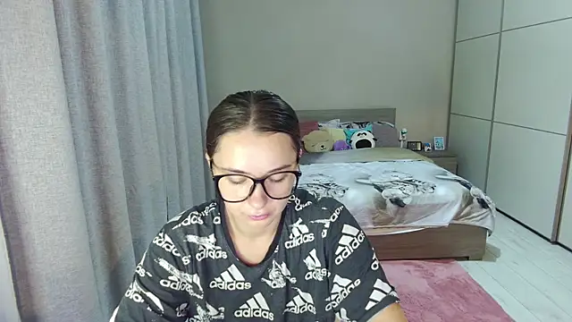 singletrouble online show from 10-11-25, 04:24