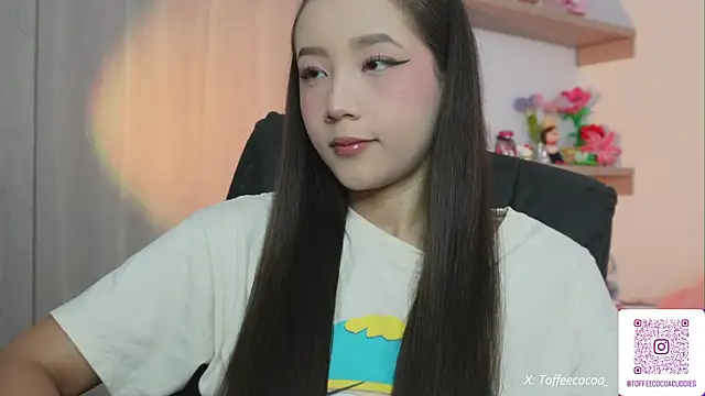 Snapshot of sophi_lii chatting on 06-26-26, 10:48 sophi lii online show from 06-26-26, 10:48
