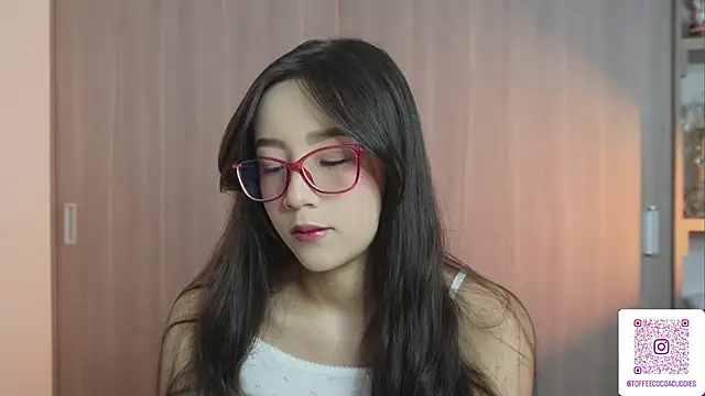 sophi lii online show from 04-18-26, 11:49