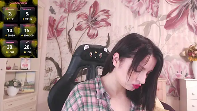 BritneyBarker online show from 09-11-25, 02:33