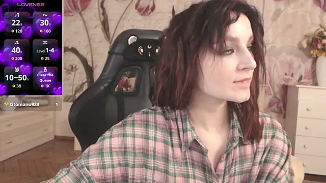 BritneyBarker online show from 11-29-25, 02:44