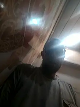 MaxDevilWhite online show from 10-10-25, 06:09