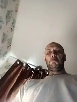 MaxDevilWhite online show from 04-18-26, 09:11