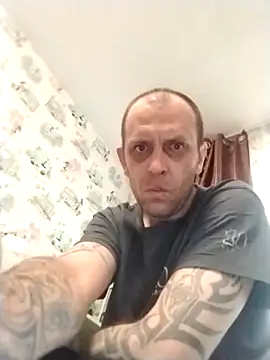 MaxDevilWhite online show from 04-10-26, 04:36