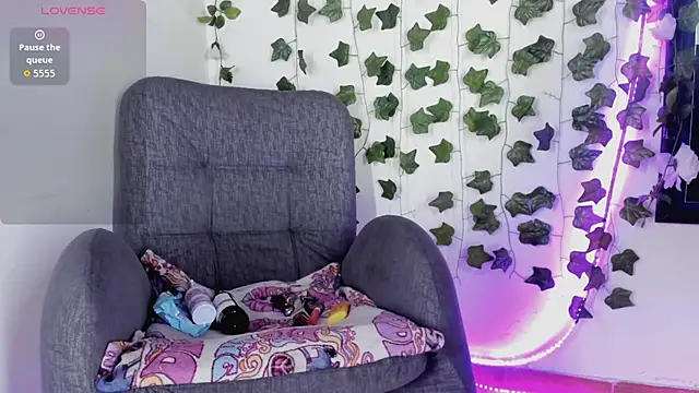 saray  jones online show from 03-21-26, 05:17