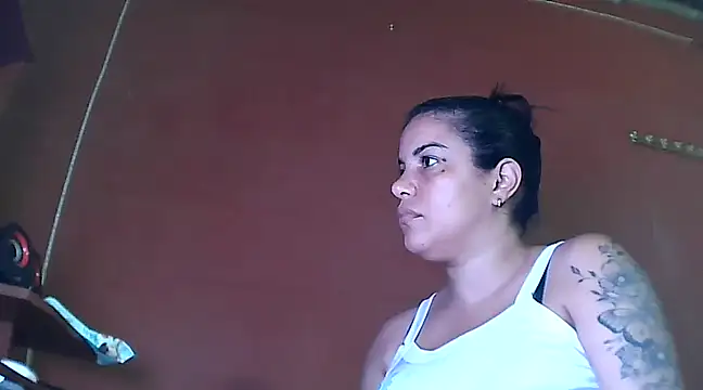 Snapshot of Tammyymilf chatting on 03-15-25, 12:04 Tammyymilf online show from 03-15-25, 12:04