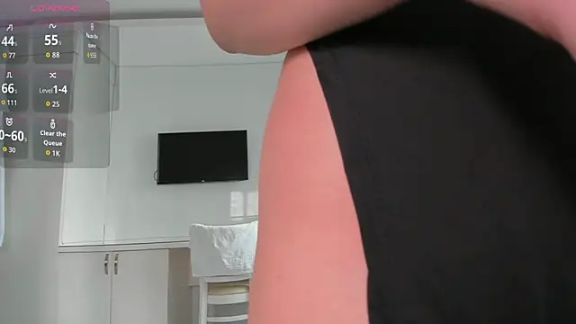 Yuki miiii online show from 12-15-25, 04:40