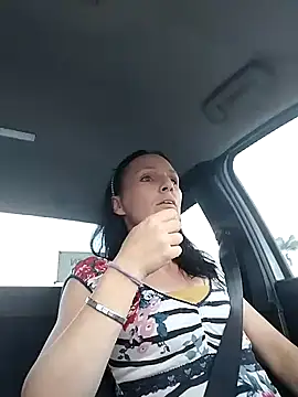 Snapshot of xylegs chatting on 01-27-25, 04:33 xylegs online show from 01-27-25, 04:33