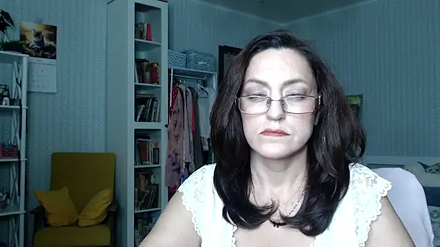 Soffya Soy online show from 05-11-26, 05:32