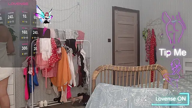 Soffya Soy online show from 11-16-25, 12:43