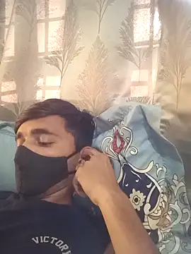 Snapshot of vas02vir chatting on 02-21-25, 11:44 vas02vir online show from 02-21-25, 11:44