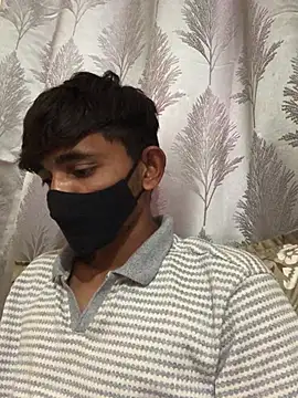 Snapshot of vas02vir chatting on 02-24-25, 08:06 vas02vir online show from 02-24-25, 08:06