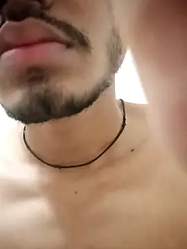 Snapshot of vas02vir chatting on 02-02-25, 10:28 vas02vir online show from 02-02-25, 10:28