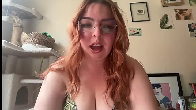 Snapshot of curvycate127 chatting on 03-10-26, 06:56 curvycate127 online show from 03-10-26, 06:56
