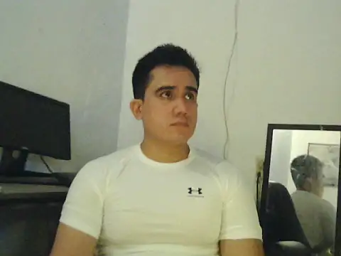 Snapshot of axal_doc chatting on 10-18-25, 02:02 axal doc online show from 10-18-25, 02:02