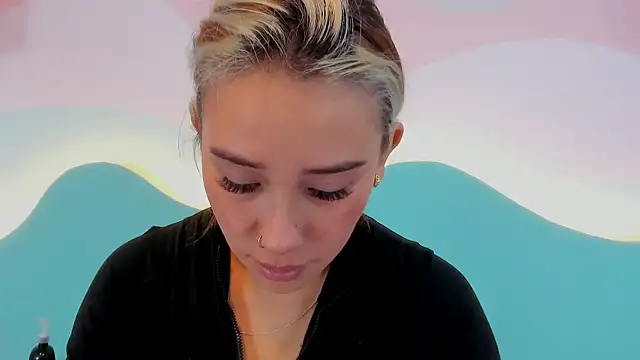 Lannajansen online show from 02-13-26, 01:44