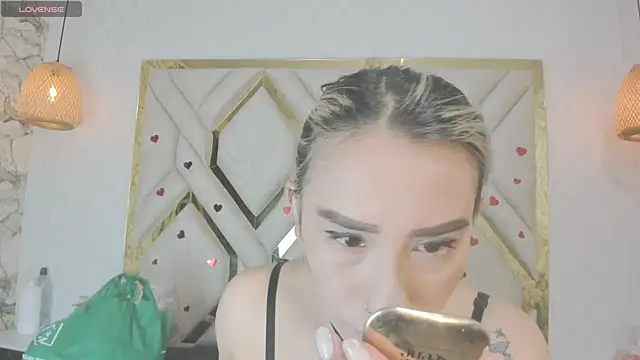 Lannajansen online show from 03-15-25, 02:55