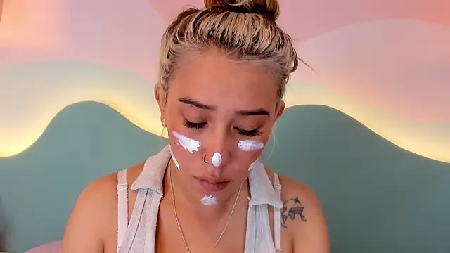 Lannajansen online show from 01-17-26, 03:15