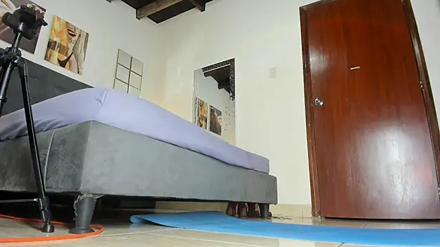 Akemirosse online show from 03-14-25, 05:16