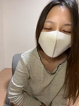 Snapshot of anchan69 chatting on 10-18-25, 06:54 anchan69 online show from 10-18-25, 06:54