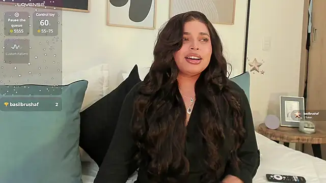 RachelRusso online show from 02-03-25, 12:47