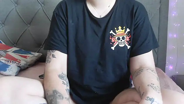 bunnyfox420 online show from 04-22-26, 03:30