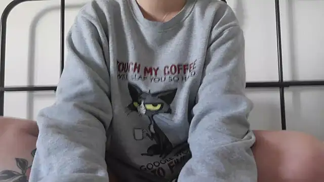 bunnyfox420 online show from 04-12-26, 06:44