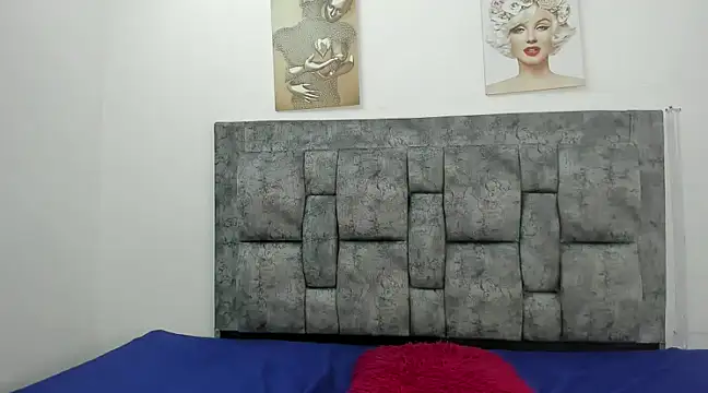 Snapshot of Chloe_sweets chatting on 02-05-25, 07:50 Chloe sweets online show from 02-05-25, 07:50