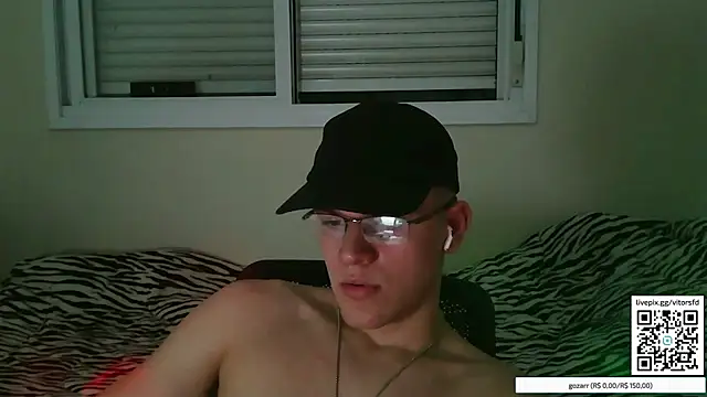 Snapshot of vitorsafado19 chatting on 10-26-25, 03:07 vitorsafado19 online show from 10-26-25, 03:07