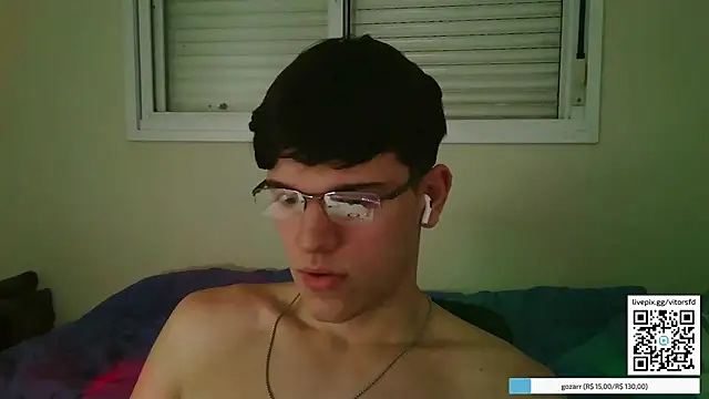 Snapshot of vitorsafado19 chatting on 04-19-26, 11:51 vitorsafado19 online show from 04-19-26, 11:51