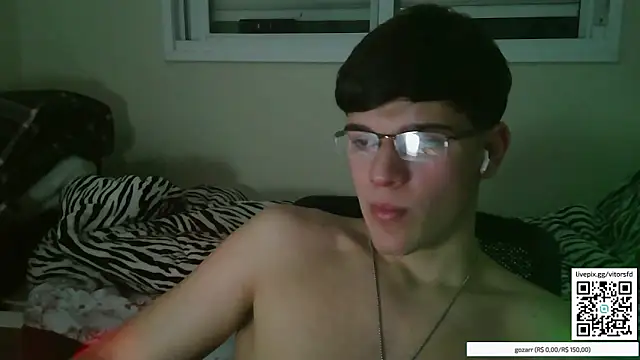 Snapshot of vitorsafado19 chatting on 10-16-25, 02:09 vitorsafado19 online show from 10-16-25, 02:09