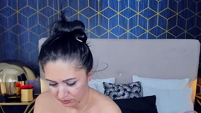 Snapshot of ValeryBlakes chatting on 10-31-25, 06:15 ValeryBlakes online show from 10-31-25, 06:15