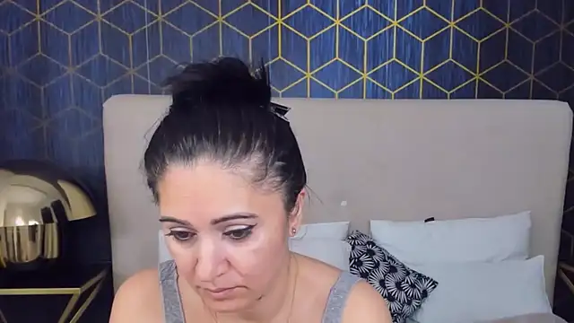 Snapshot of ValeryBlakes chatting on 12-19-25, 08:00 ValeryBlakes online show from 12-19-25, 08:00