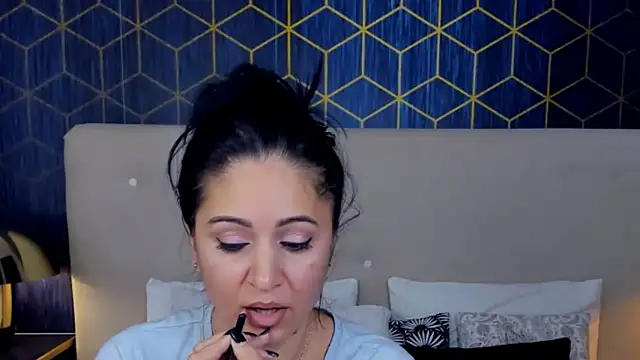 Snapshot of ValeryBlakes chatting on 11-15-25, 07:18 ValeryBlakes online show from 11-15-25, 07:18