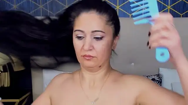 Snapshot of ValeryBlakes chatting on 12-05-25, 08:39 ValeryBlakes online show from 12-05-25, 08:39