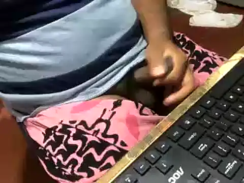 lolboy1234Z online show from 01-12-26, 11:09