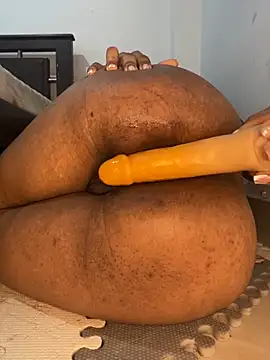 Snapshot of Charlotte_bronxxx chatting on 09-10-25, 05:34 Charlotte bronxxx online show from 09-10-25, 05:34